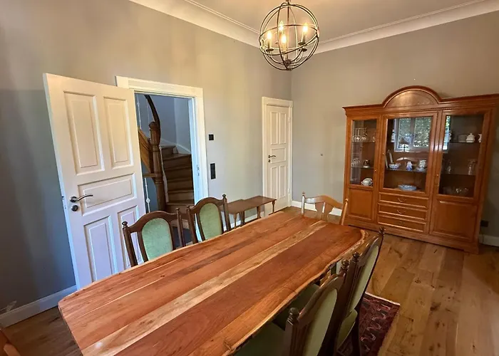 Gruenderzeithaus Elbvororte - Elbe Suburbs Wilhelminian-style House Holiday home