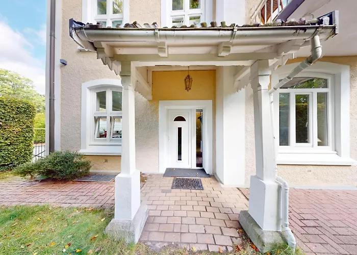 Gruenderzeithaus Elbvororte - Elbe Suburbs Wilhelminian-style House Holiday home *