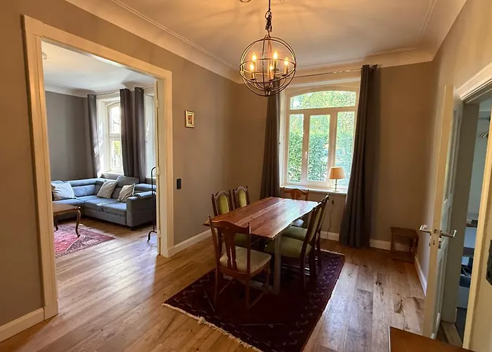 Gruenderzeithaus Elbvororte - Elbe Suburbs Wilhelminian-style House Holiday home Hamburg